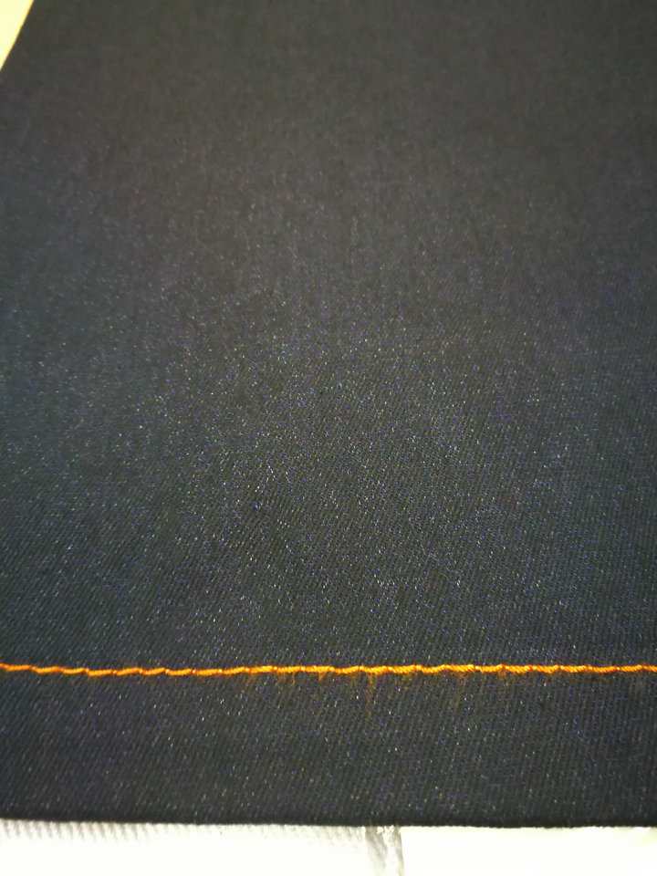 y036006.jpg